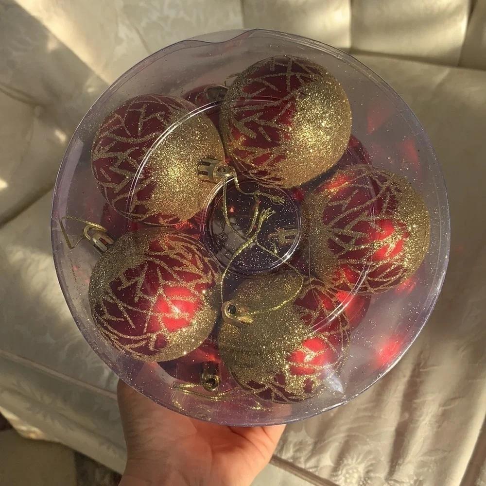 Brand New Set of 30 Red & Gold Christmas Ball Ornaments